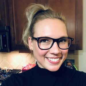 Meet your Posher, Lisa